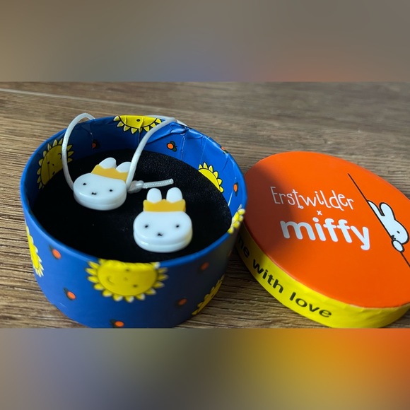 MIFFY (Erstwilder)-Imported (NWT) Queen Miffy Earrings - Picture 6 of 8